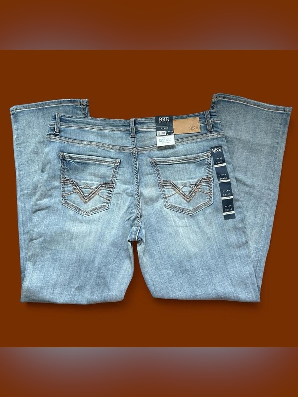 BKE Tyler Straight Leg Women's Jeans in Light Blue Wash